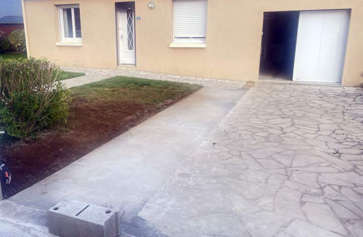 Création d'une allée en béton Josselin